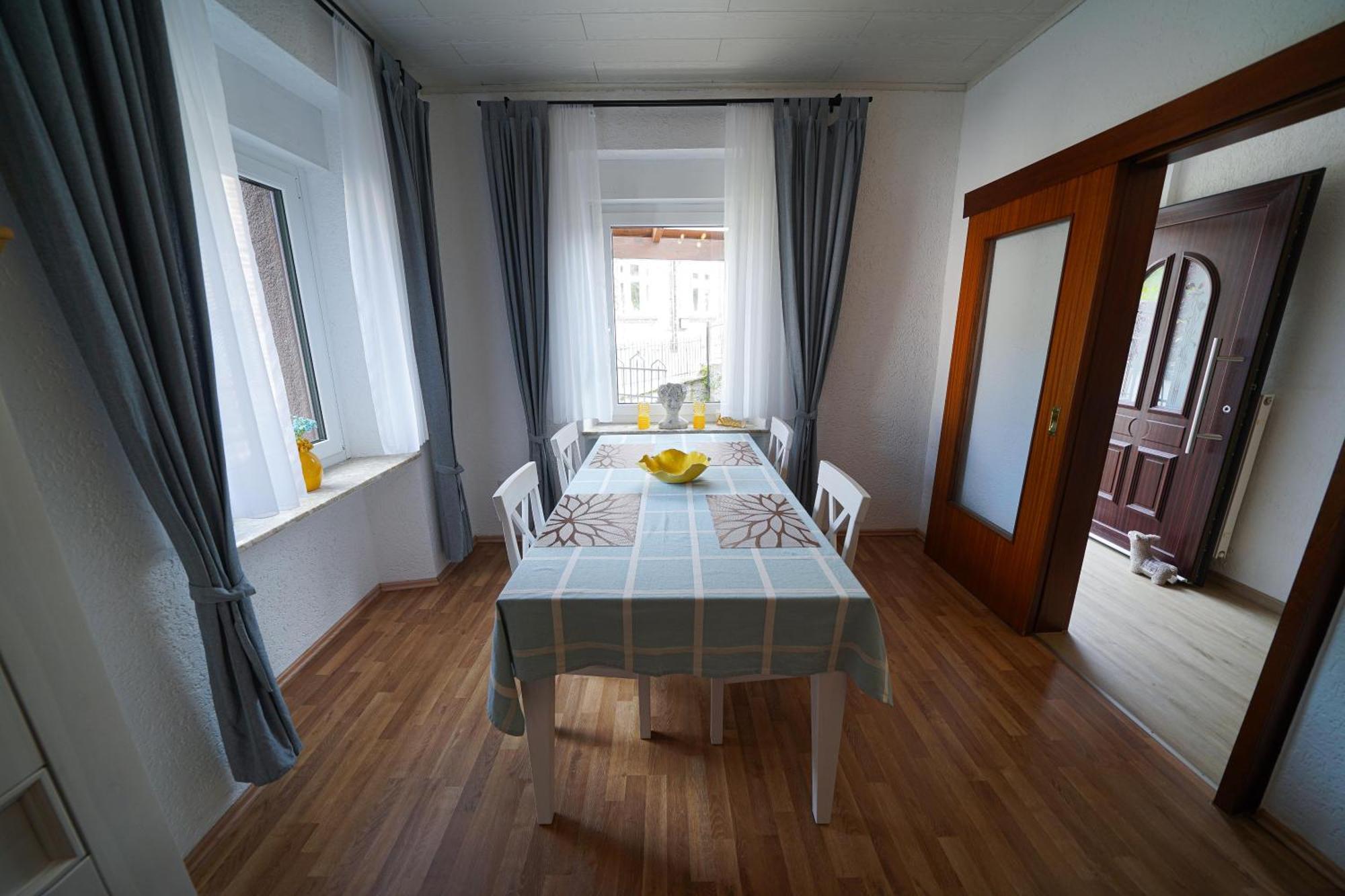 Haus Daniela Oberstadt Кохем Екстер'єр фото